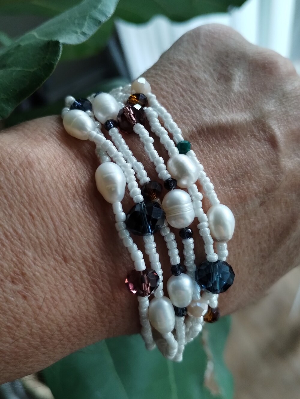 Beautiful Pearl & Glass Beads Multi Strand Snake Chain Slide Bracelet